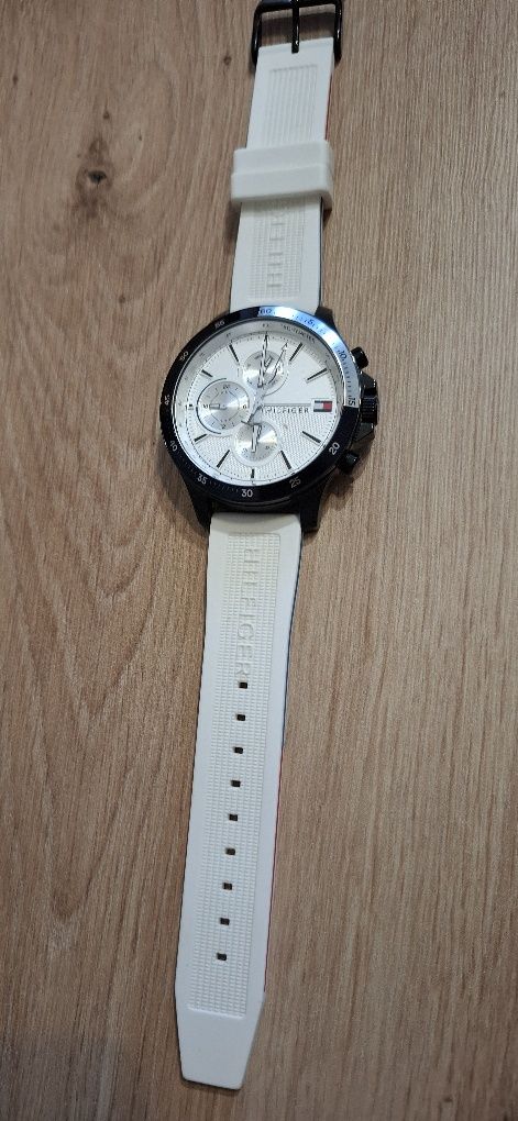 Zegarek Tommy Hilfiger Zamiana