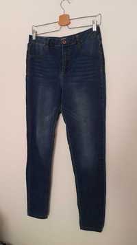 Pull&Bear Granatowe cienkie spodnie rurki skinny z wysokim stanem 40