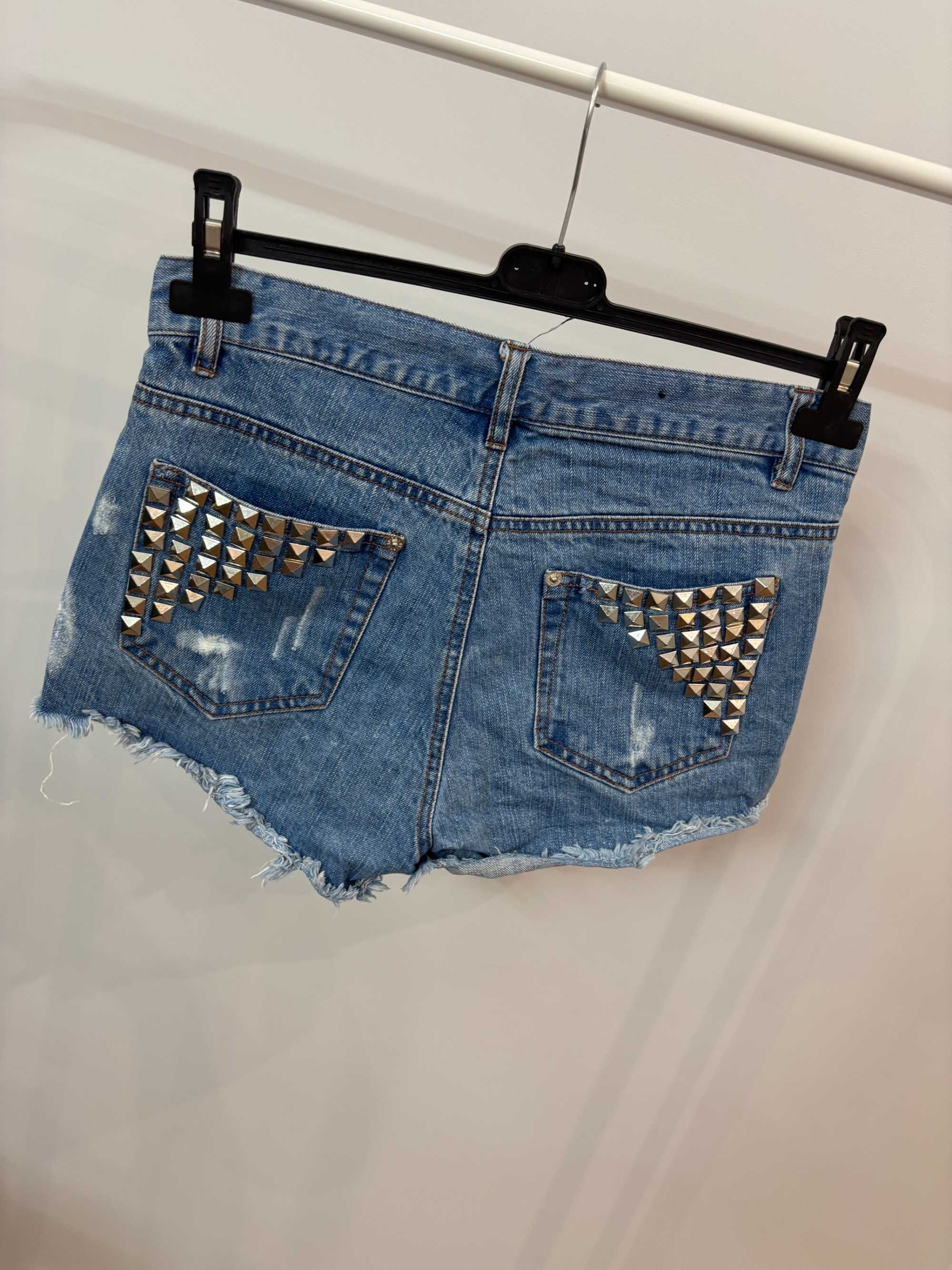 Szorty jeans z przetarciami #1