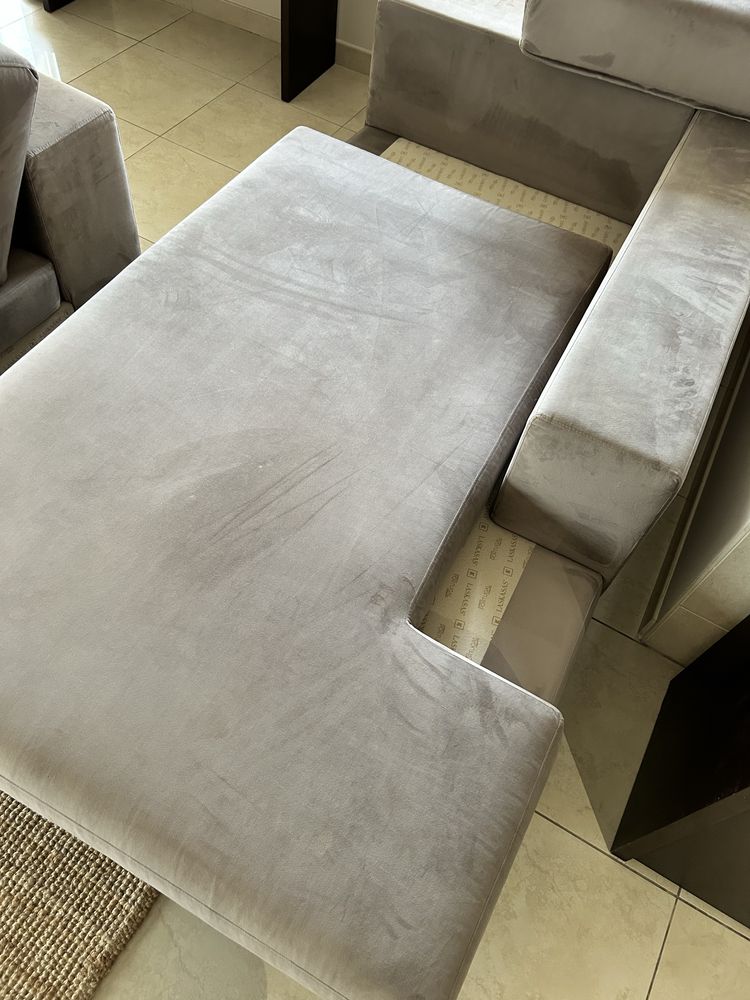 Sofá com Chaise Longue Laskasas