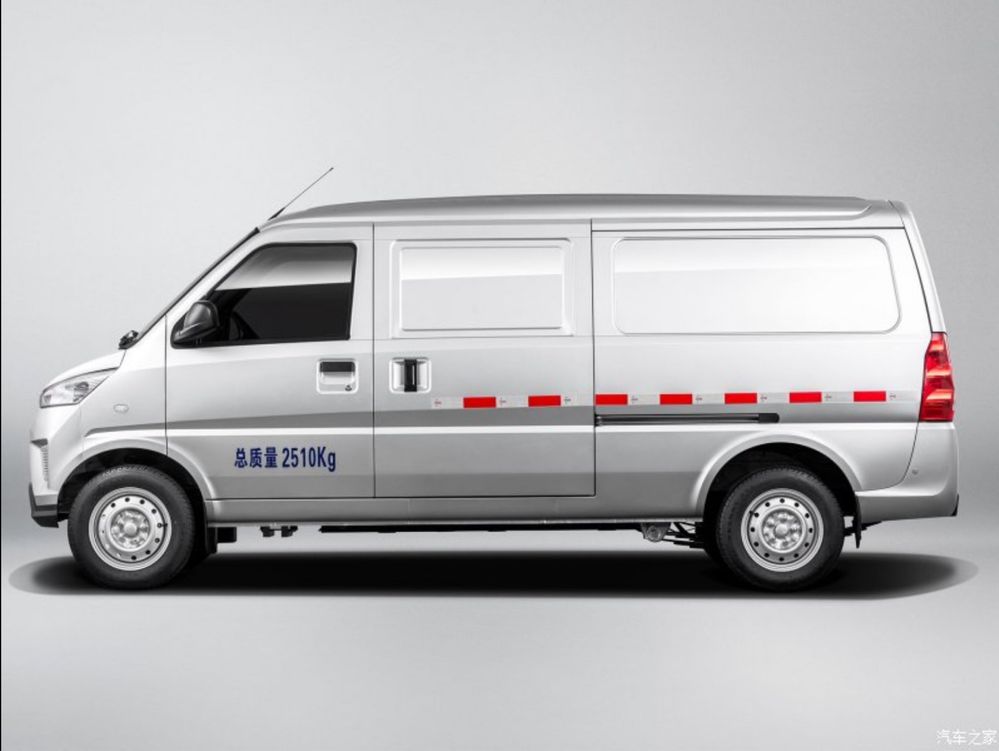 Wuling   марка EV 50  van