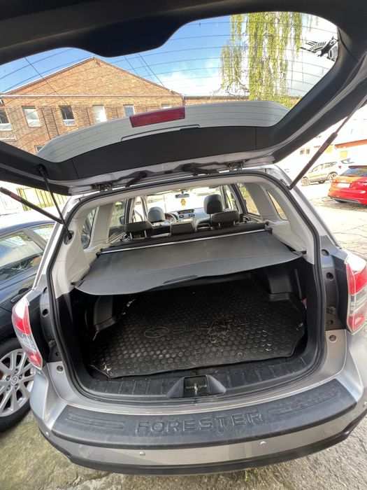 Subaru Forester XT Platinum 2.0t 241km Salon Polska