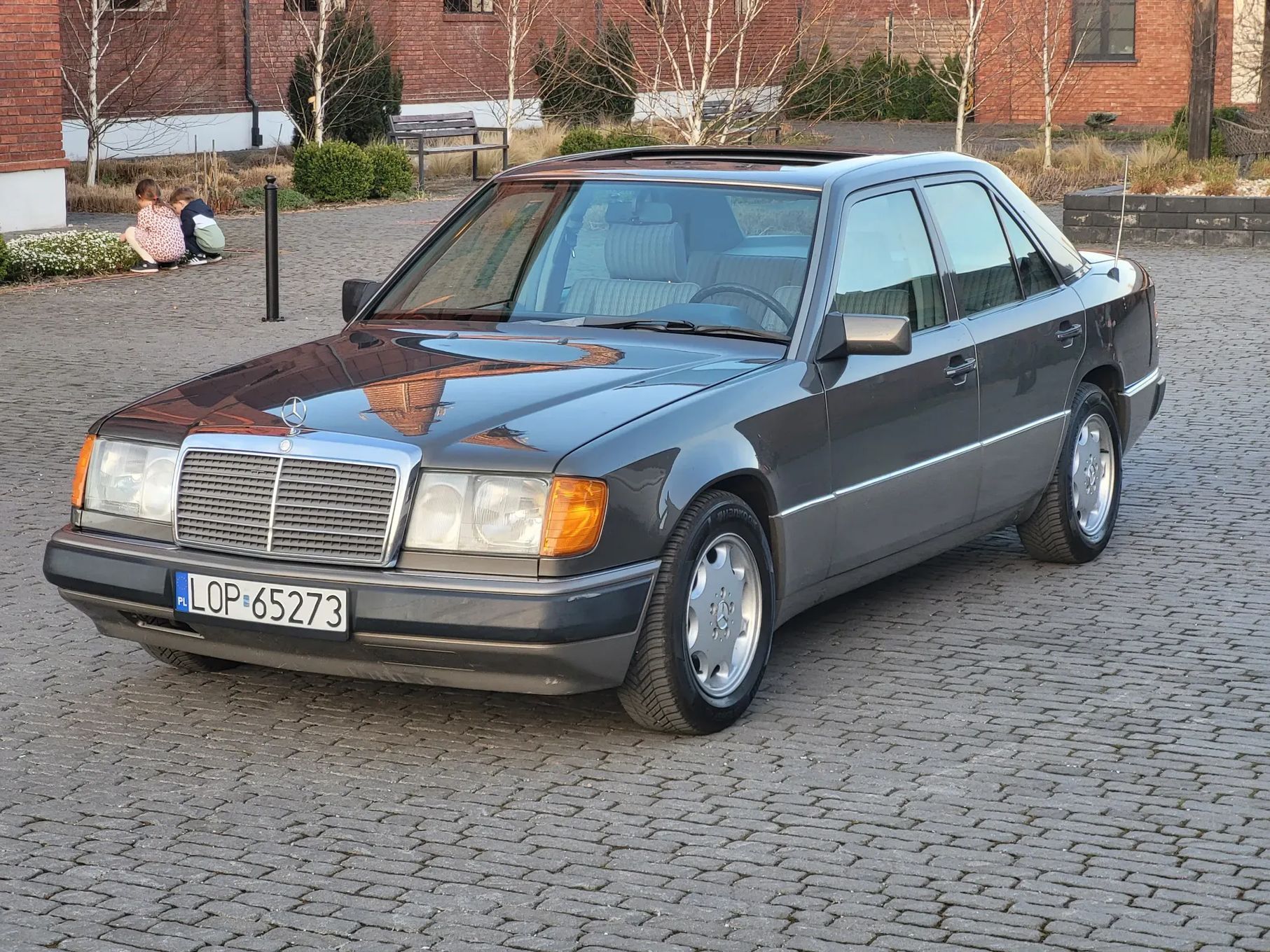 Mercedes-Benz W124 (1984-1993) 2.0 118km Szyberdach Piękny *141.000km*