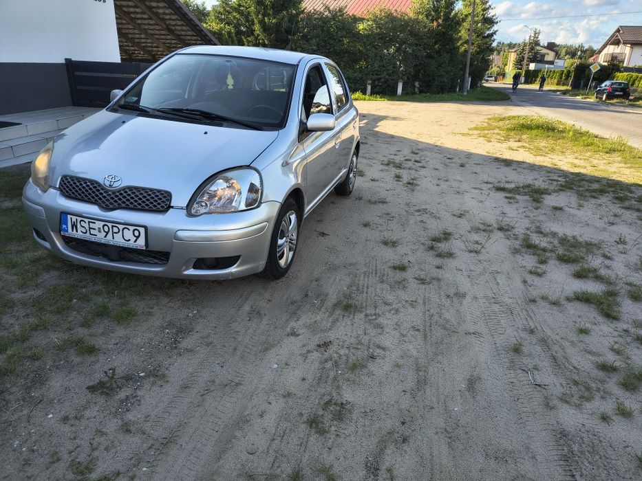 Toyota Yaris 2005 rok klima 5 drzwi 1,0 benzyna