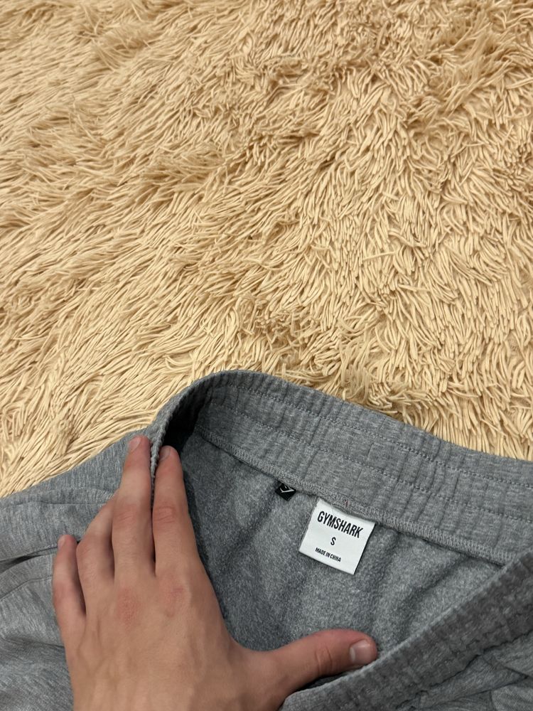 Серые шорты gymshark джимшарк оригинал s