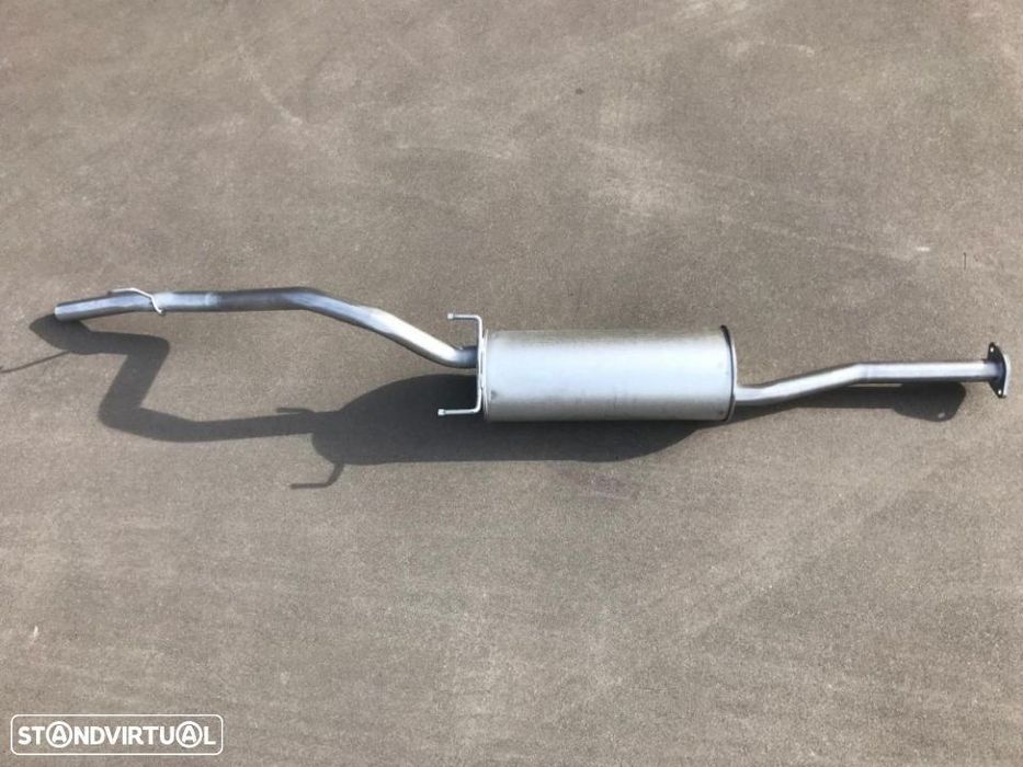 Silencioso de escape Toyota Hilux 2.4D Anos 1989-- NOVO