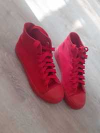 Buty chłopięce czerwone