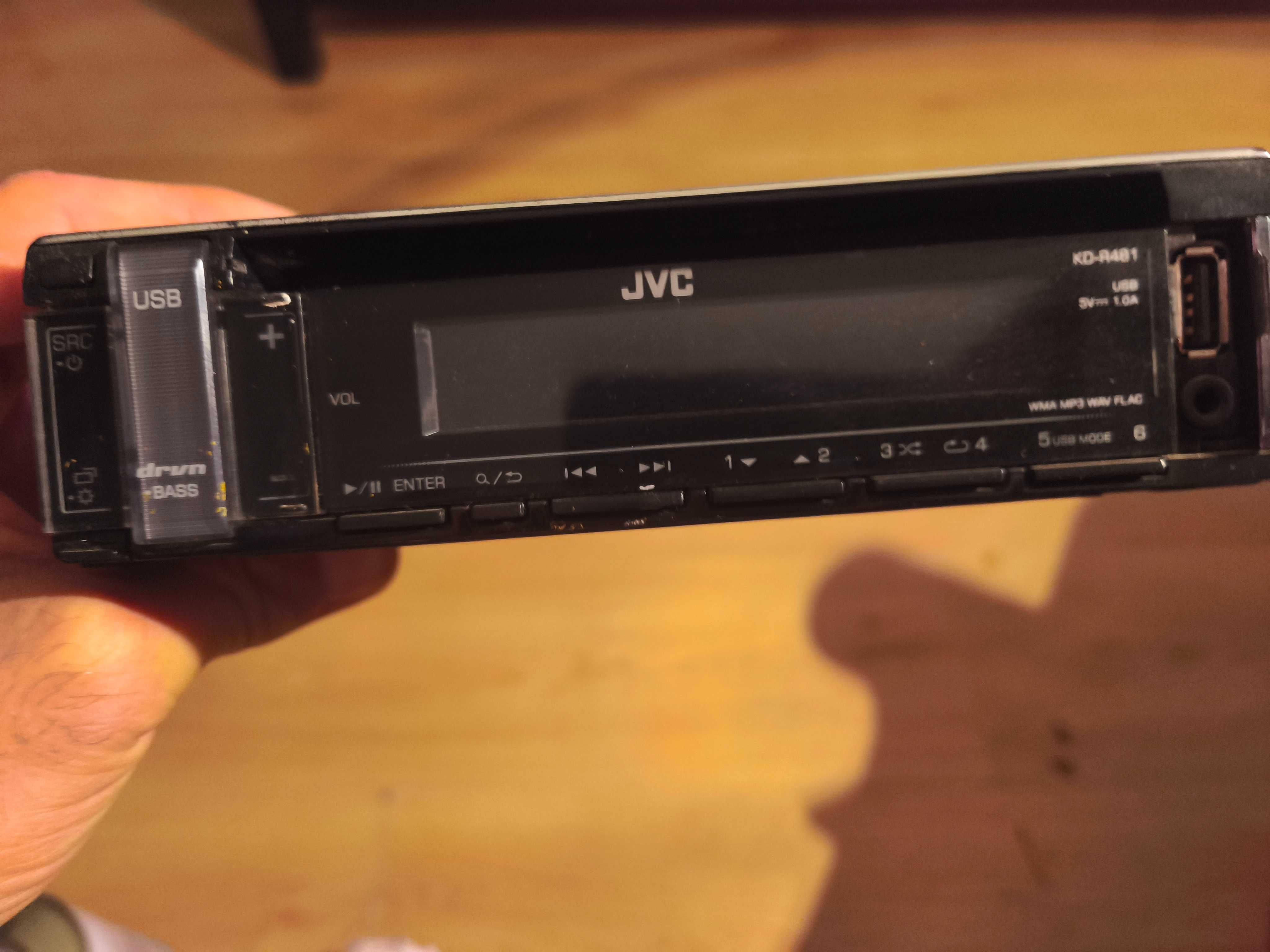 Vendo radio jvc kD R481 com CD e usb