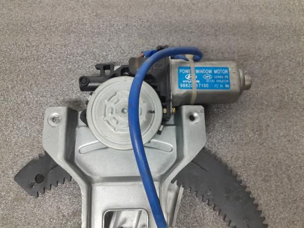 Elevador vidros frente direito HYUNDAI Matrix (FC)