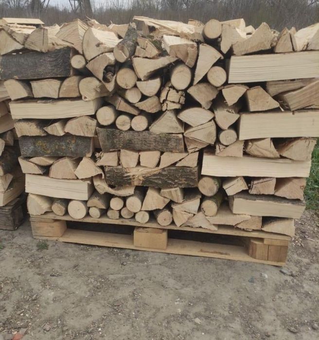 Продам дрова твердої породи. Вакація Ясин .