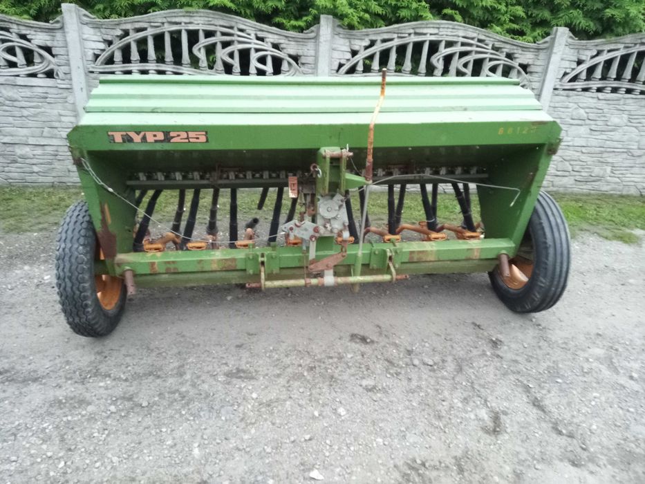 Siewnik zbożowy Amazone 2,5m