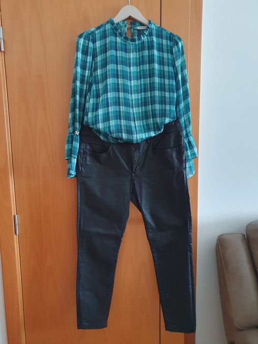 Blusa Silvina Campos e calça ecopele SALSA