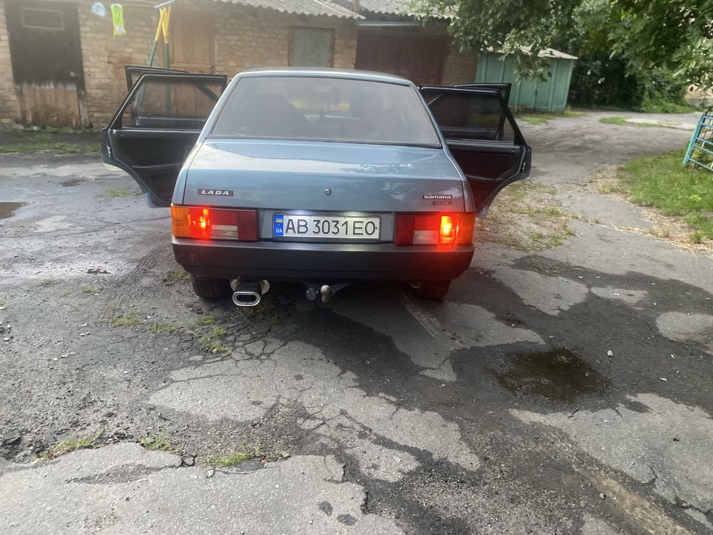 Продам авто ваз 21099