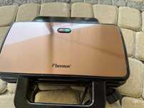 Opiekacz do kanapek Bestron 900w