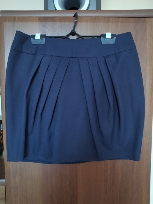 Spódnica mini, granatowa, zakładki, roz. 36
