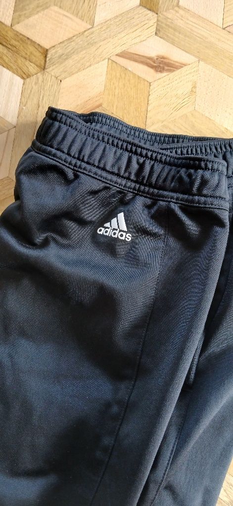Dres adidas czarny nowy L-xl nowy