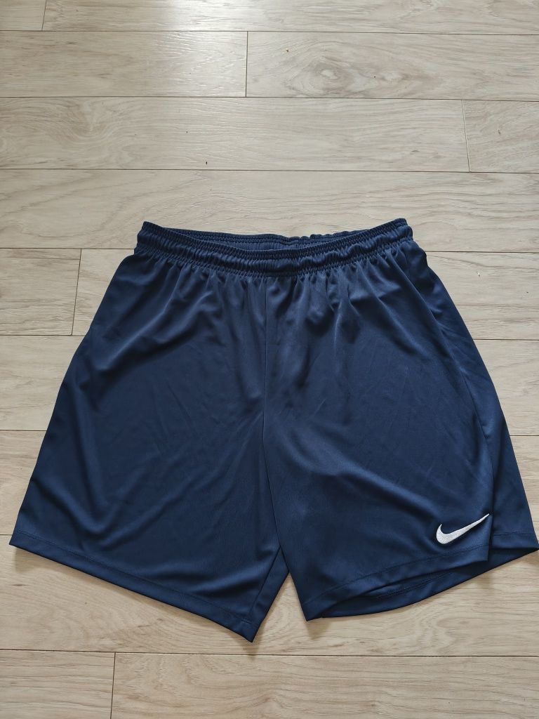 Nowe spodenki Nike XXL 2xl