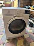 Продам сушильну машину Electrolux