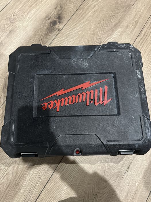 Walizka milwaukee do wlrętarki i zakrętarki