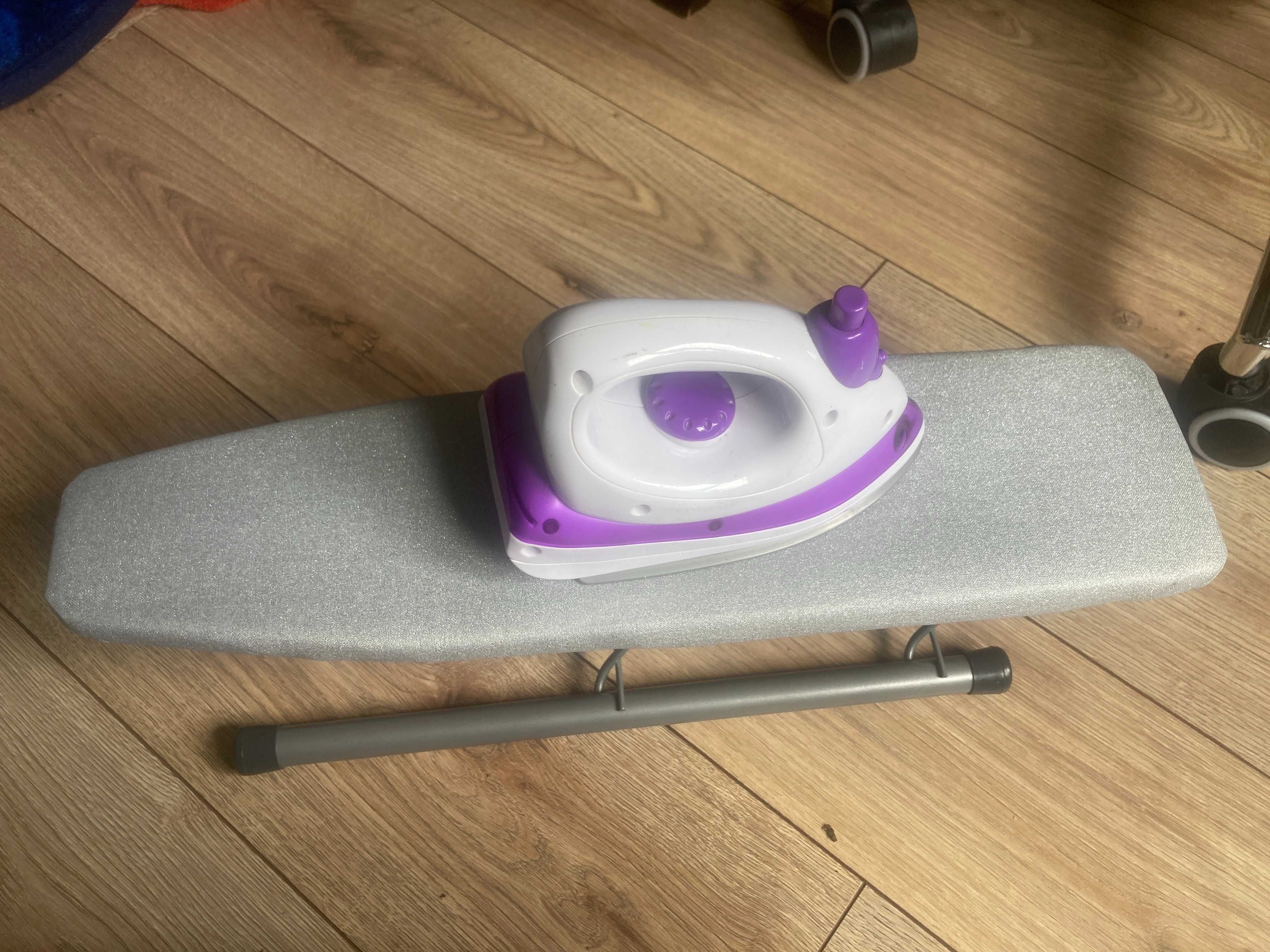 Zestaw do prasowania dla dzieci – deska i żelazko Play Home