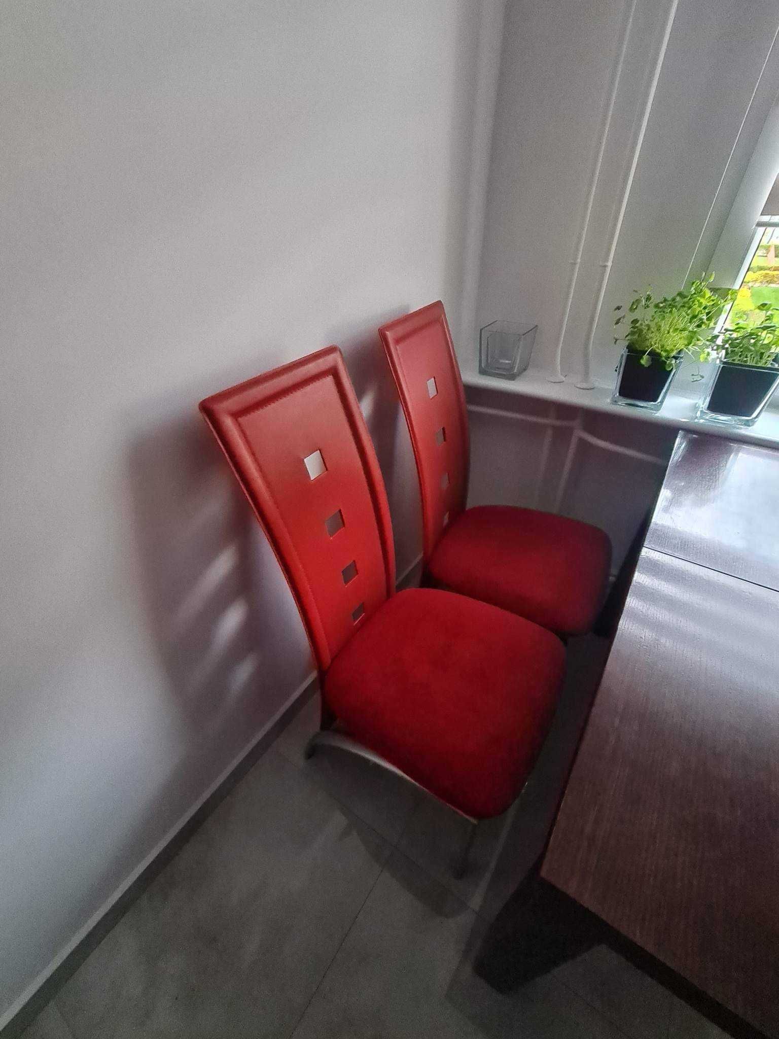 Zestaw stół i krzesła czerwone
