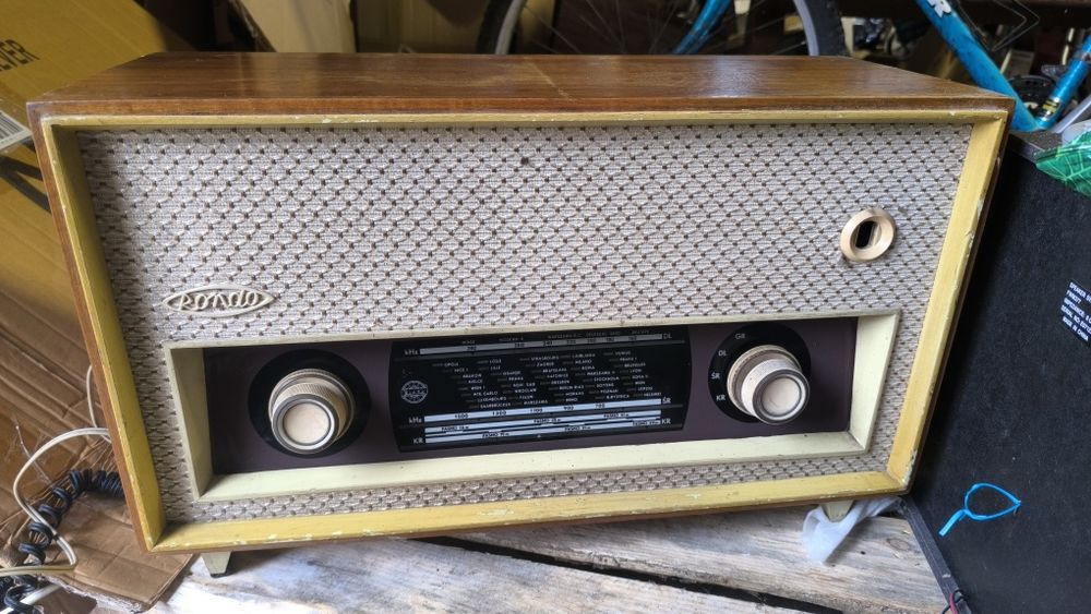 Stare zabytkowe radio lampowe diora Rondo PRL antyk