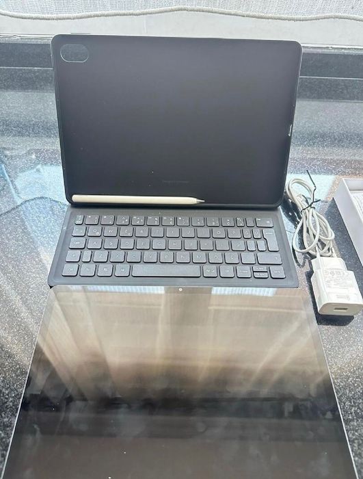Huawei Matepad 11.5” + Keyboard + Pencil+ Case