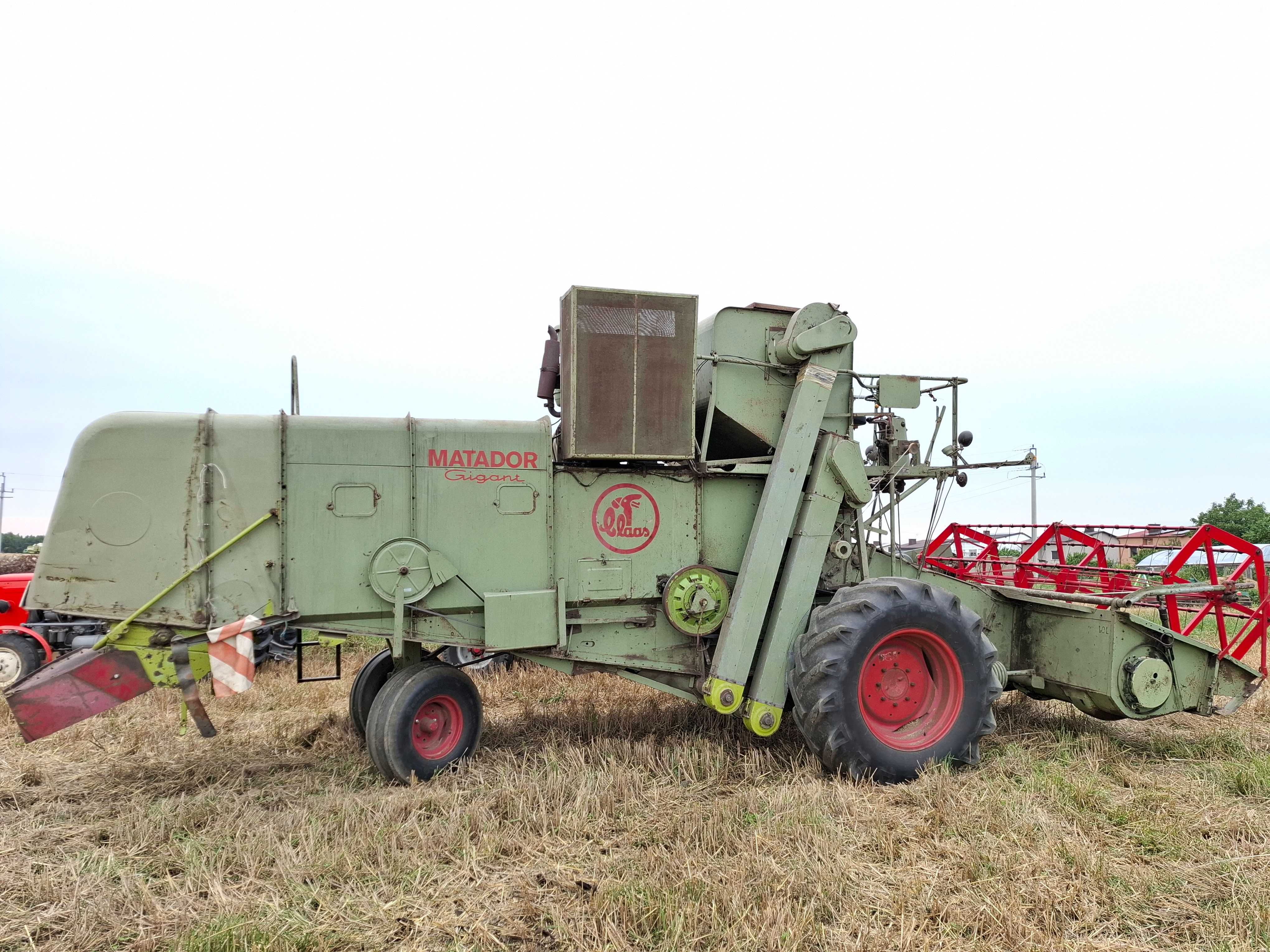 Sprzedam kombajn zbożowy Claas Matador Gigant heder 3m.