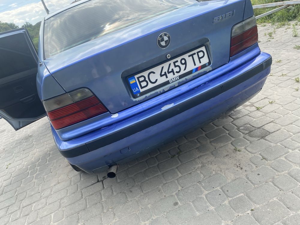 Продам бмв е 36 на ходу