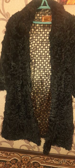 Продам шубу жіночу в доброму стані