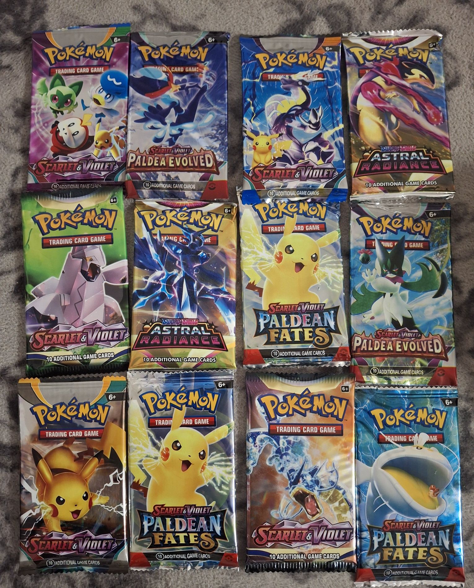 Skórzany album + karty pokemon