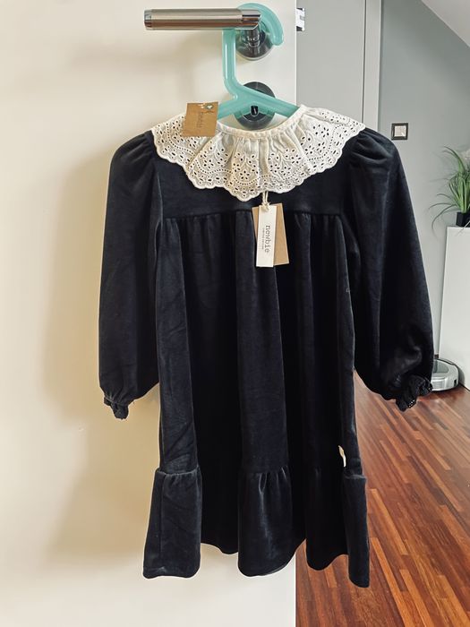 Sukienka Newbie 104 z kołnierzykiem nowa