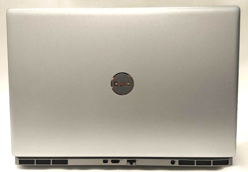 Laptop DELL stacja GRAFICZNA 17,3" XEON 5.3GHz 64GB RAM RTX 16GB W11