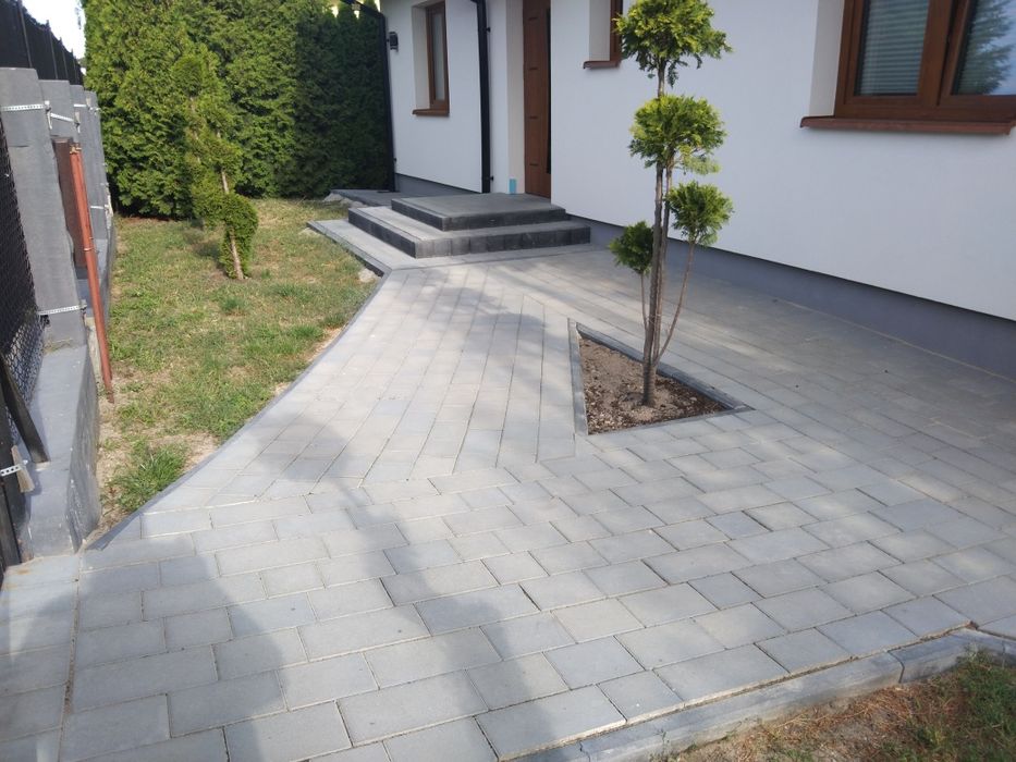 Układanie kostki brukowej jumb wykonanie wykopu fundamentow fundamenty