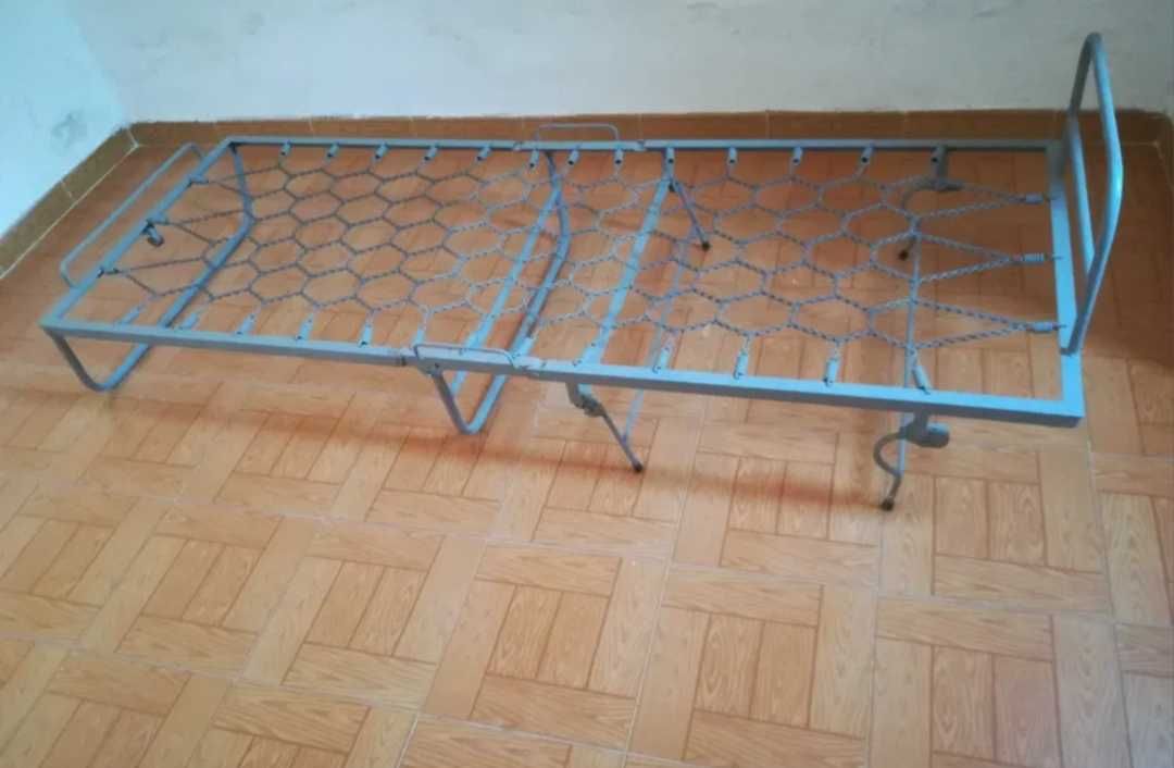 Divã em Ferro         ..
