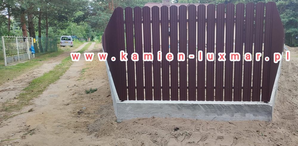 Montaż ogrodzeń sztachety metalowe i inne