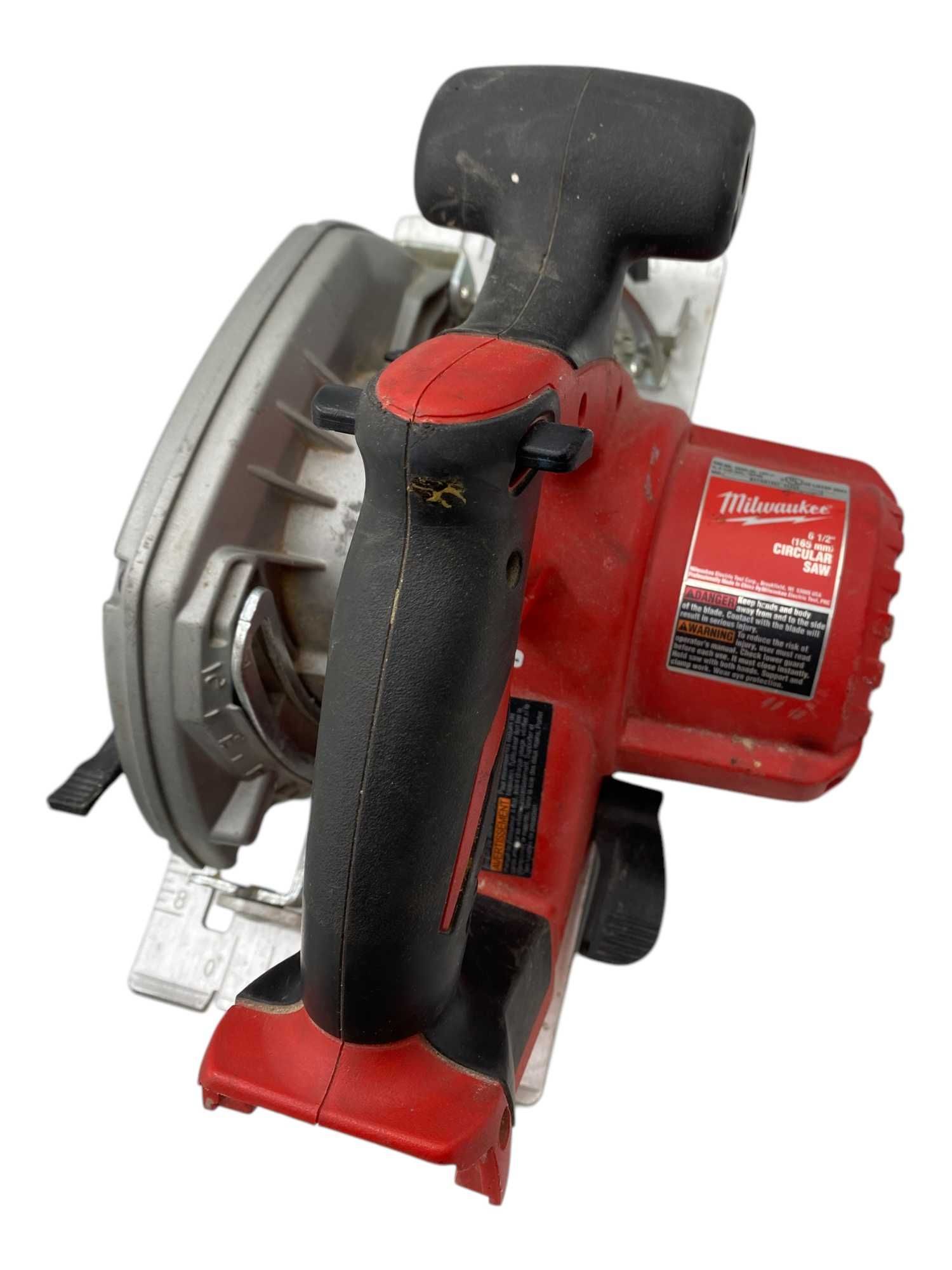 MILWAUKEE Piła Pilarka tarczowa M18 165mm + Akumulator + Ładowarka