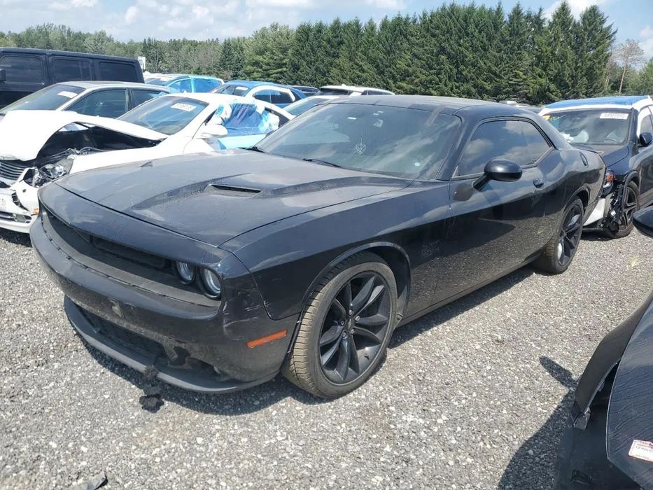 Dodge Challenger SXT Plus