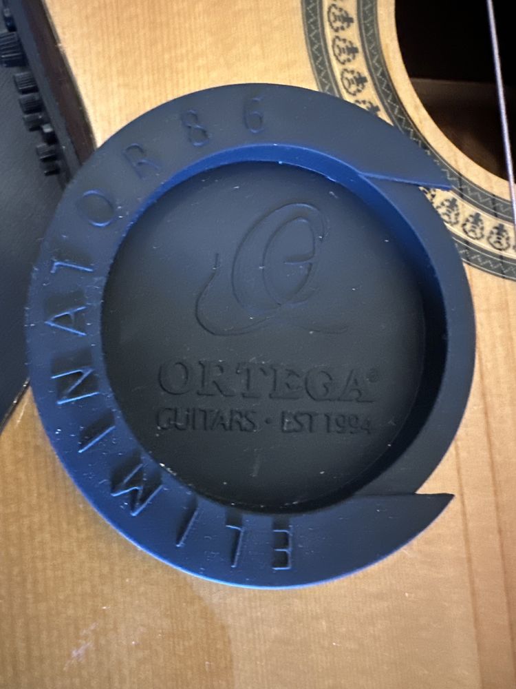 Guitarra Clássica Manoel Rodríguez Eletrificda com Pré Fishman Presys