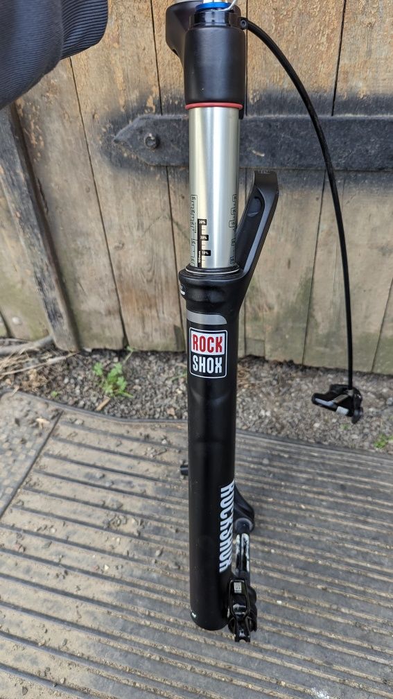 Вилка Rock Shox Reba RLT Solo air 27.5 15 вісь