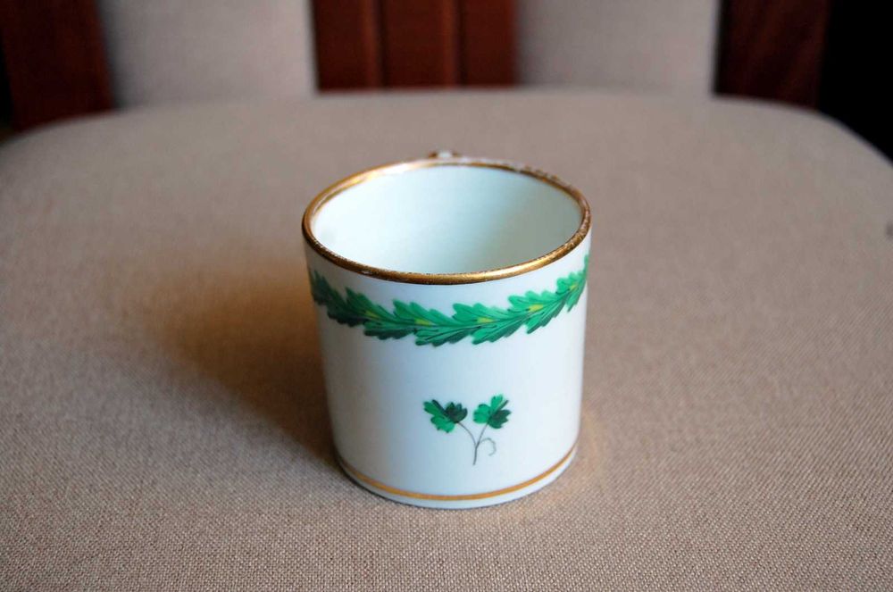 Wiedeńska Manufaktura  Augarten. Porcelanowa filiżanka z 1824 roku.