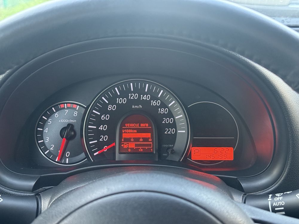 Nissan micra 2015 рік Автомат