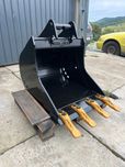 Łyżka podsiębierna 60cm 3,6-5,5t