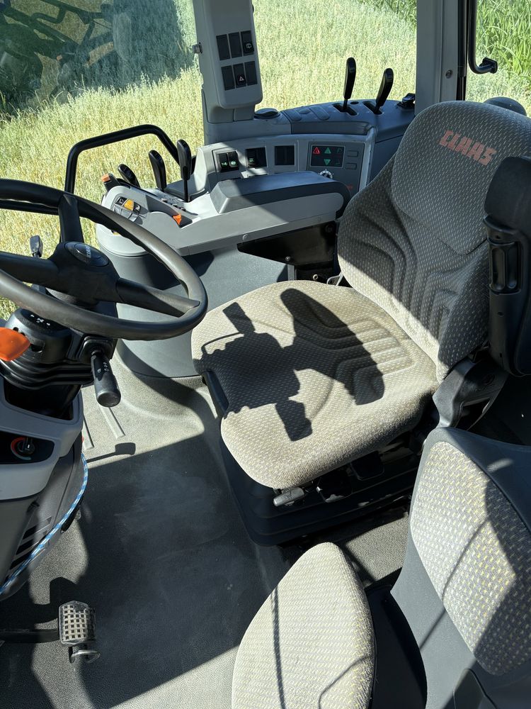 Claas arion 620 case massey ferguson