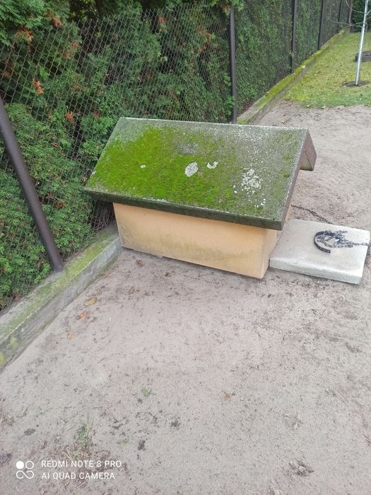 Sprzedam budę dla psa