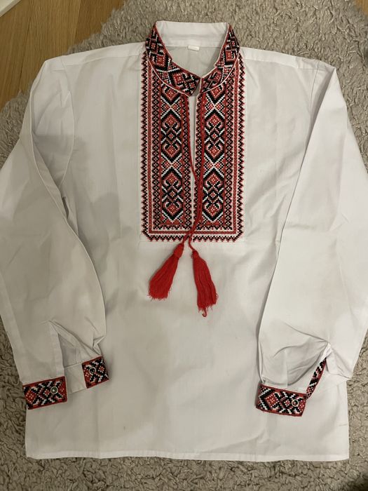 Вишиванки, шаровари на хлопчика 8-12 рокіа