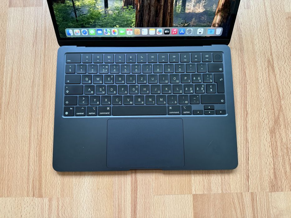 MacBook Air 13.6 M2 Midnight 8/256