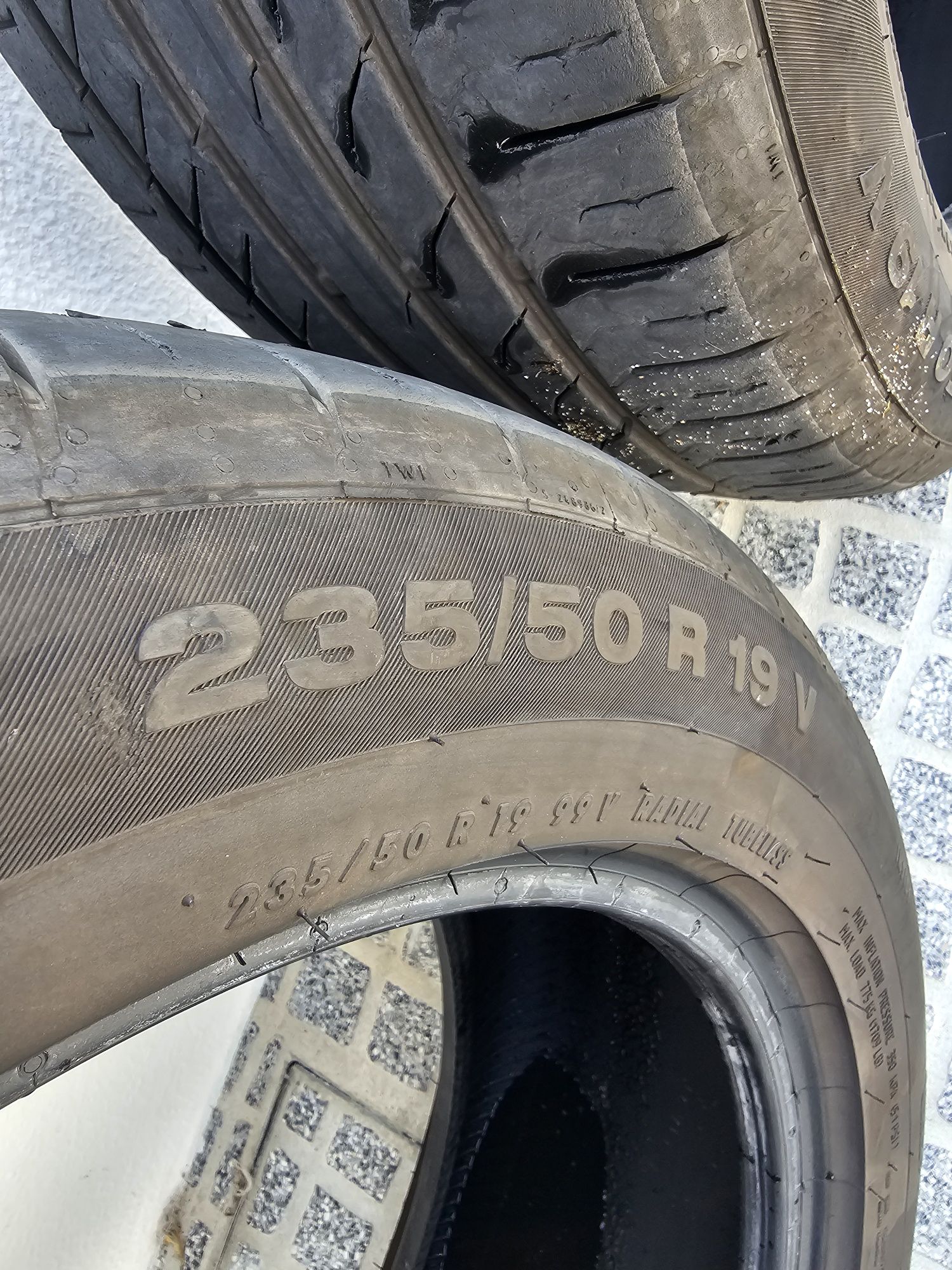 Pneus Continental Sport Contact 5 235/50R19