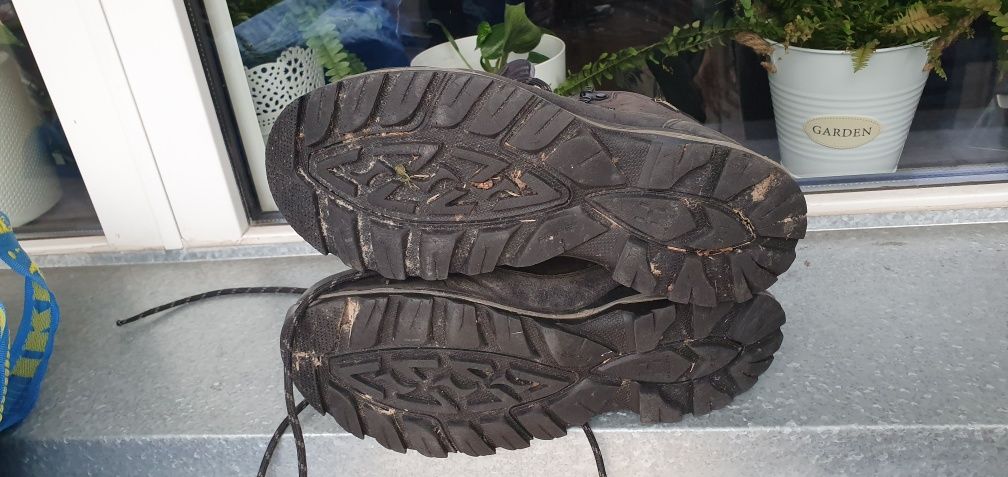 HAGLOFS buty trekkingowe Gore tex  męskie rozmiar 40 wkładka 26cm używ