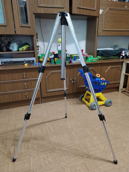 Штатив робочий б/у